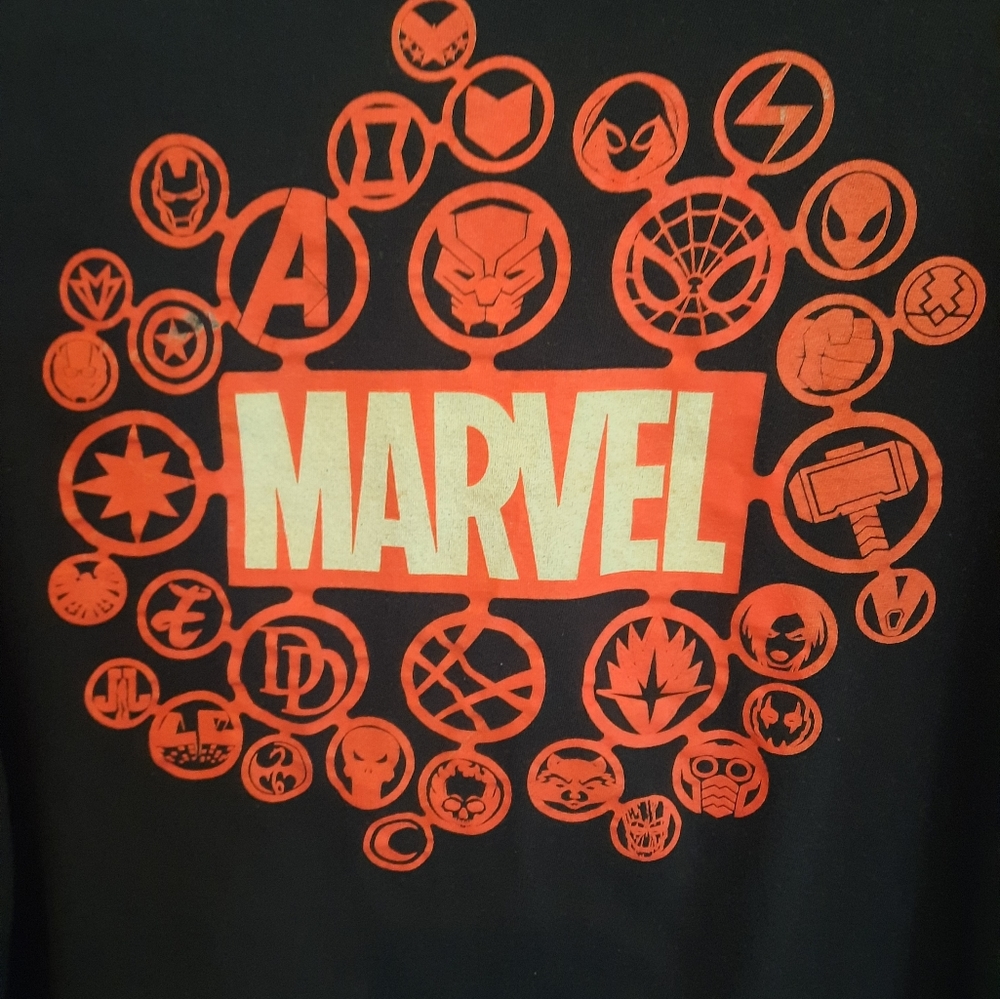 Marvel Black Short Sleeve Tee with Marvel  Character Logos. Size Large - Picture 2 of 7